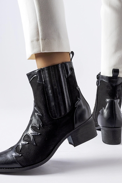 Botas de cowboy pretas com salto...