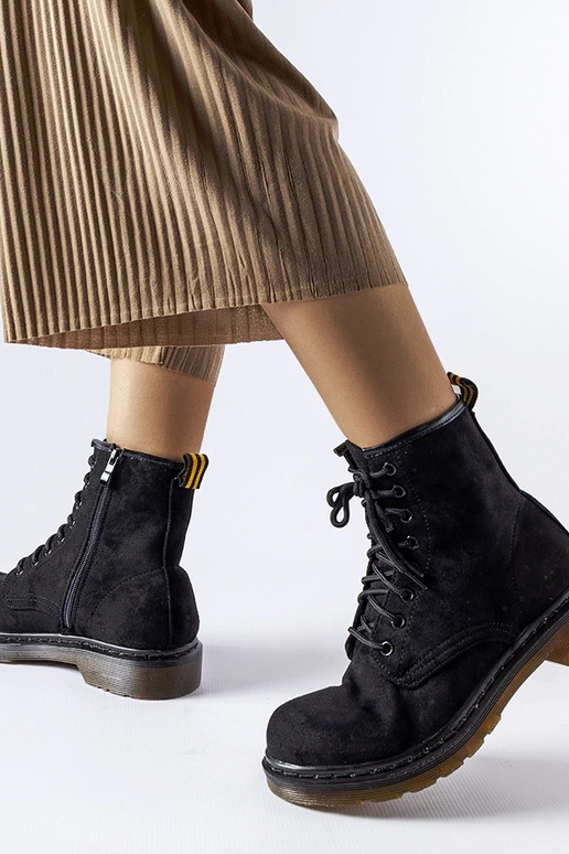 Botas de trabalho pretas de camurça...