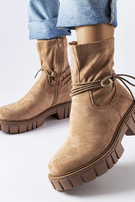 Botas de cano curto bege com...