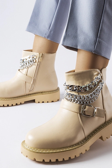 Botins bege com correntes decorativas Mezzavia 2