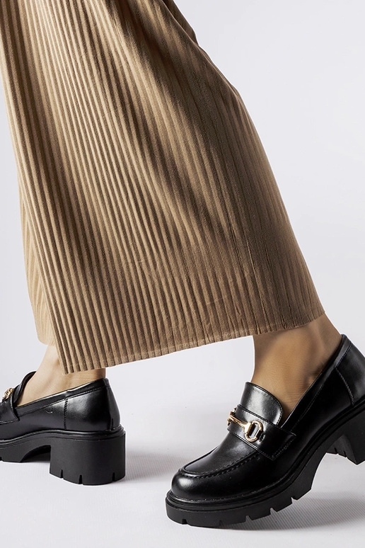 Sapatos pretos de salto alto da Fabrizio