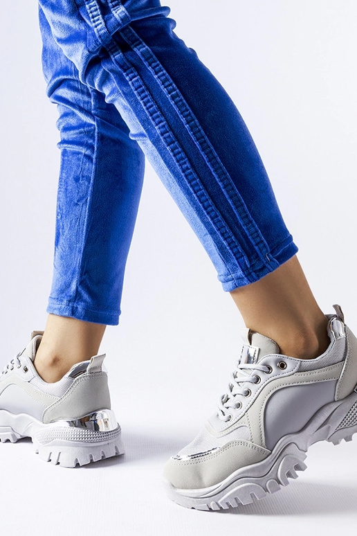 Tênis Lodgeville Cinza com Detalhes...