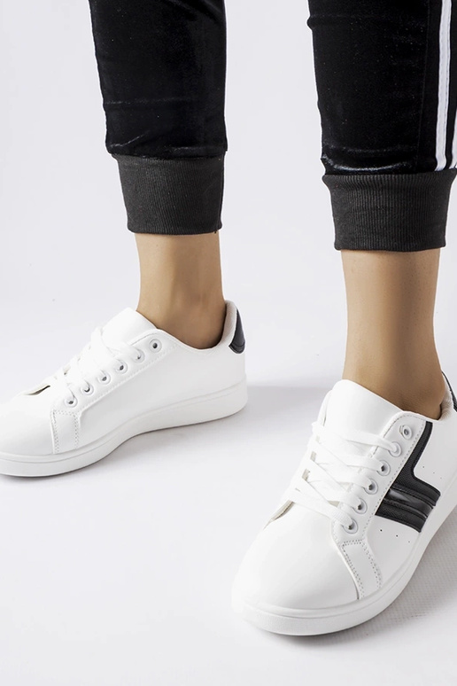 Tênis branco com palmilhas pretas Rizzo