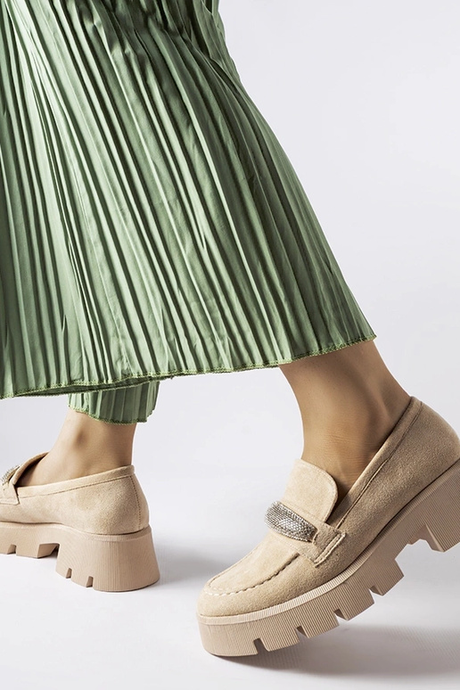 Mocassins bege com sola maciça Macario