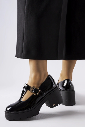 Sapatos de salto envernizados pretos com fivelas, "Karino" 2