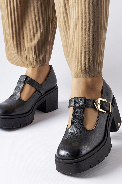 Sapatos de couro pretos, "Karino"