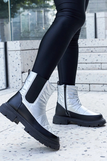 Botins de inverno em camurça sintética na cor preta, "Paien"