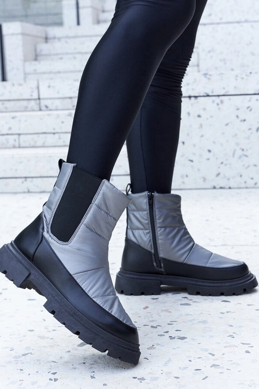 Botas de neve isoladas cinza Galvani