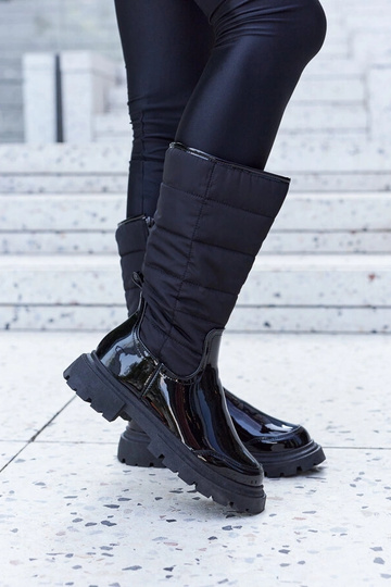 Botas pretas isolantes... 2