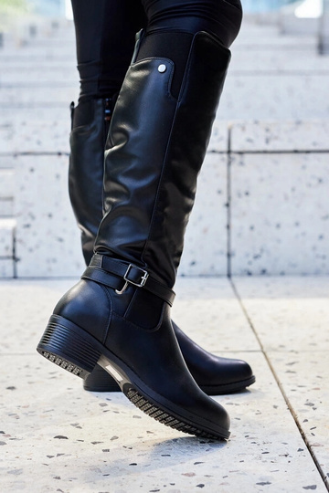 Botas de inverno pretas... 2