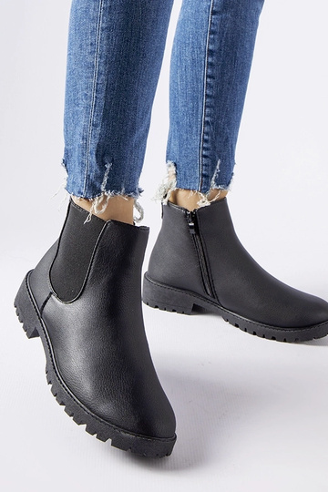 Sapatos casuais clássicos pretos de couro sintético Sabre