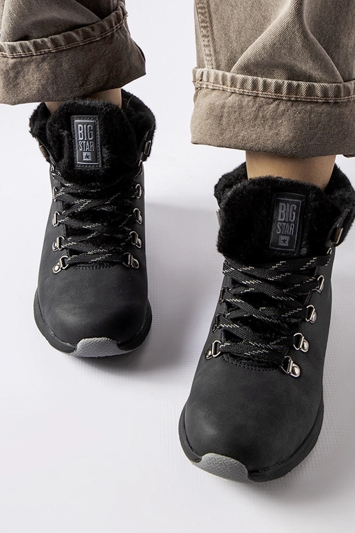 Botas pretas Big Star isoladas MM274488