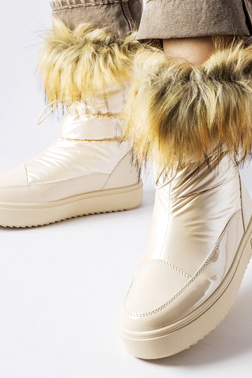 Botas de neve isoladas bege MM274380 2