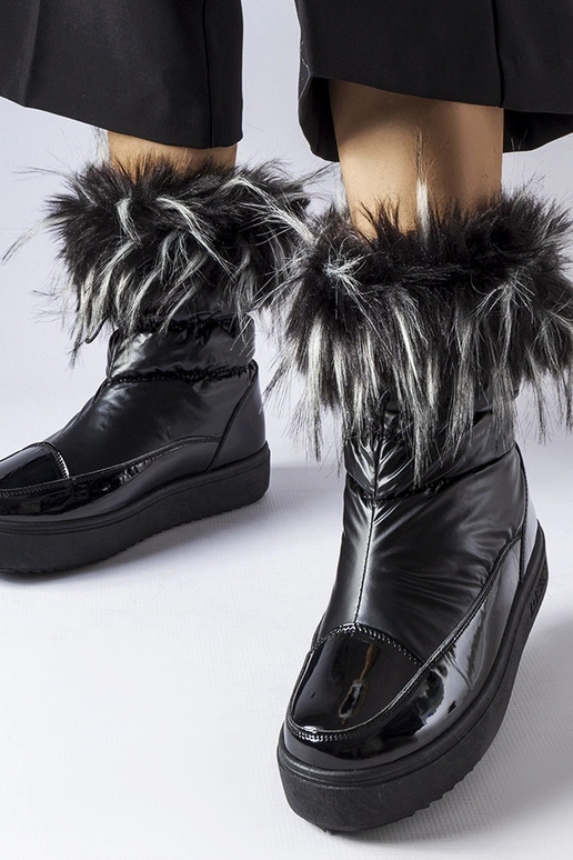 Botas de neve pretas com isolamento...