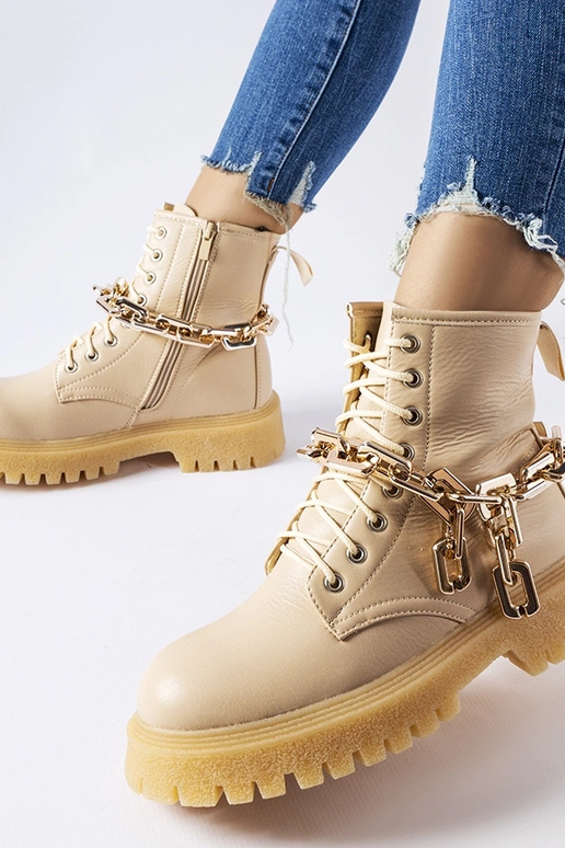 Botas de boliche bege com corrente