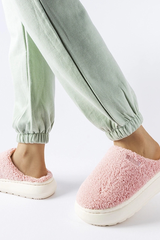 Chinelos isolados rosa Big Star MM274131