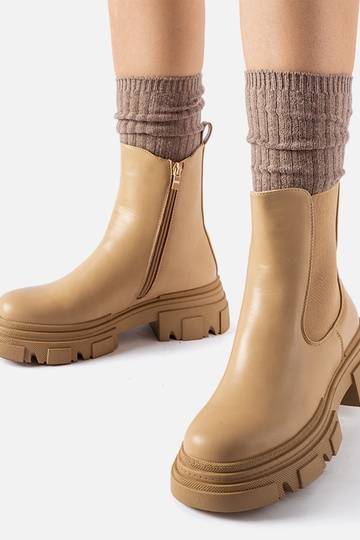 Botins bege com aplicação de borracha D'Isola 2