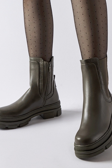 Botas de caminhada verdes... 2