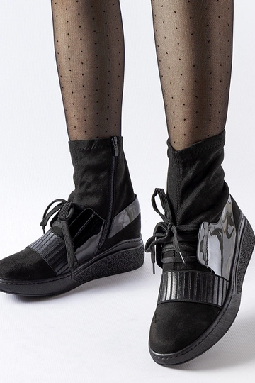 Botas pretas Spoleto meia cunha 2