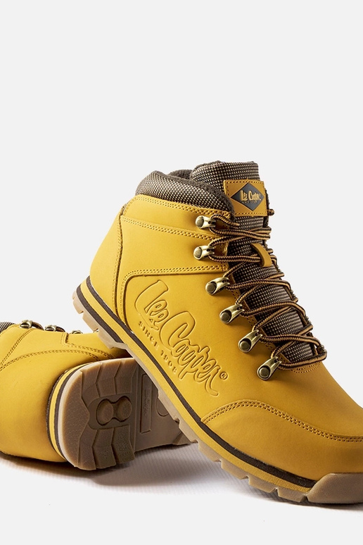 Sapatos de couro amarelo Lee Cooper...