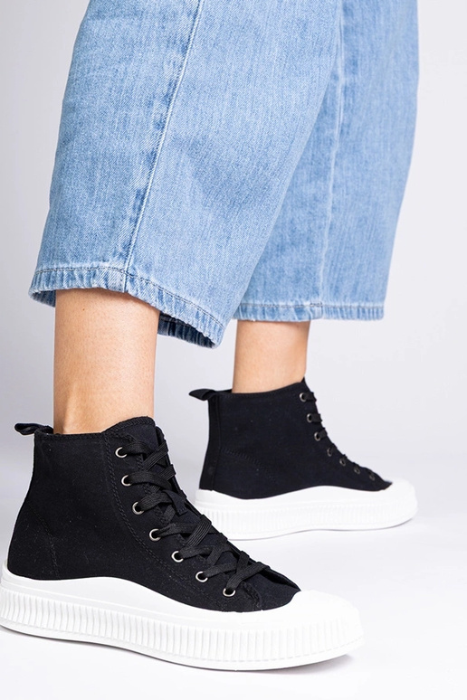 Sapatos altos pretos com plataforma,...