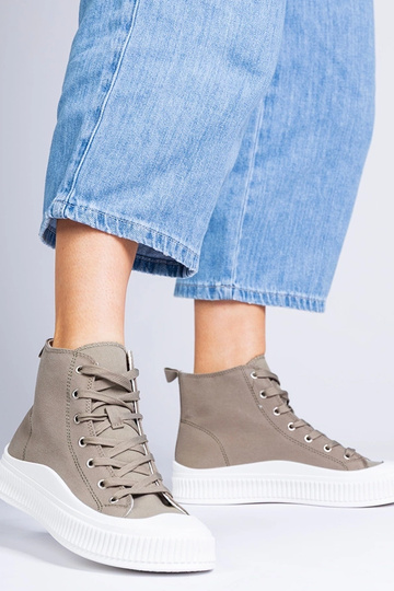 Sapatos altos verdes com... 2