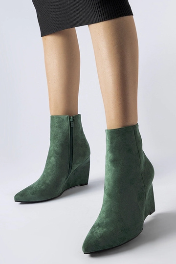 Botas de salto alto verdes...