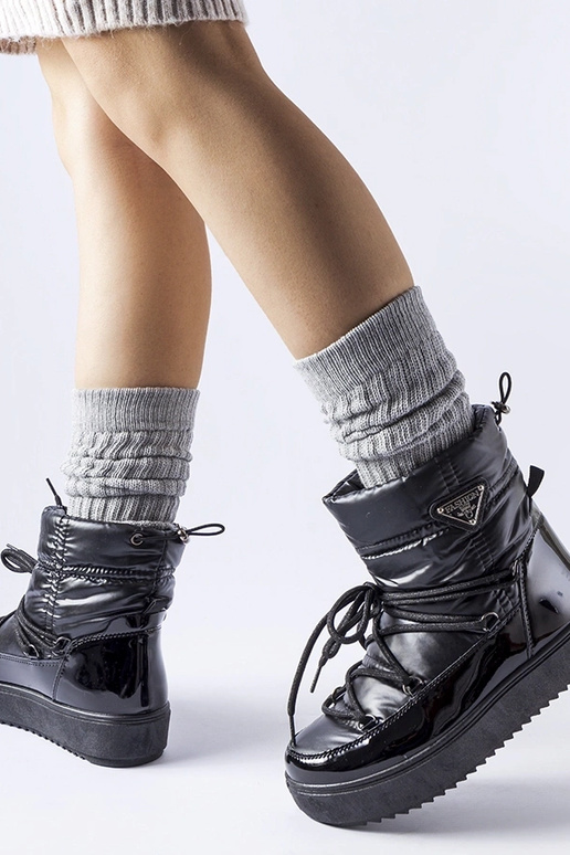 Botas de neve pretas com isolamento e...