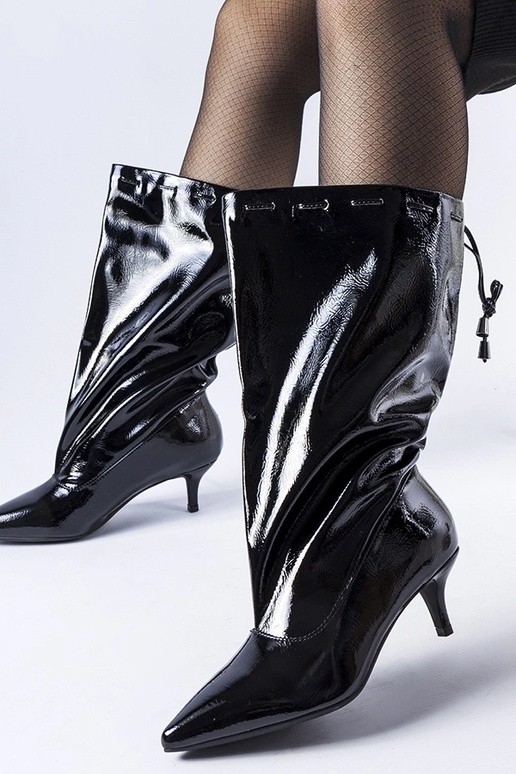 Botas pretas de salto baixo Clinton