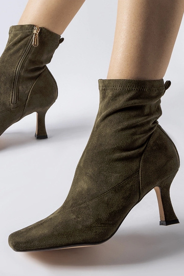 Botins verdes de salto... 2