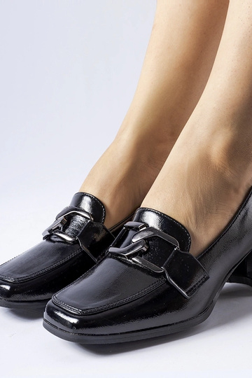 scarpins pretos... 2