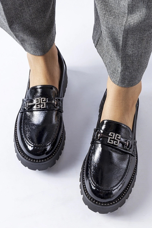 Mocasins pretos envernizados com...