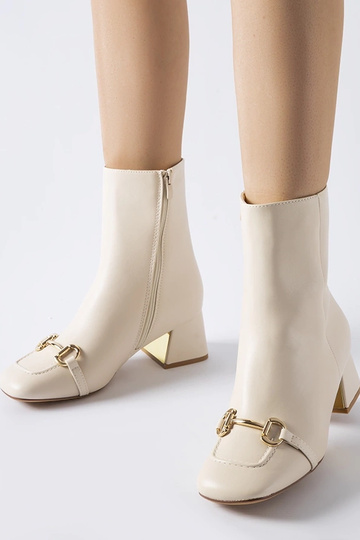 Botins bege com salto Prewitt