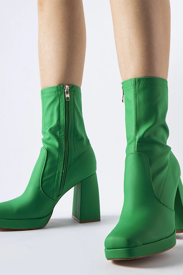 Botins salto alto verde mate Isauro