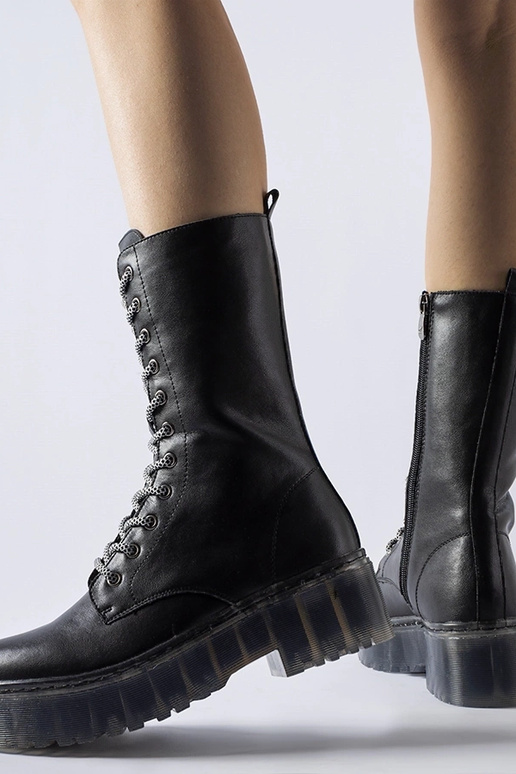 Botas de couro pretas de alto...