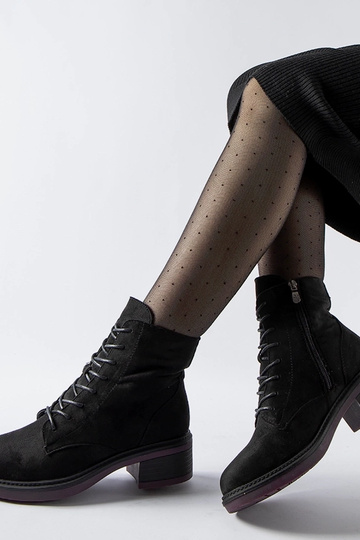 Botins clássicos pretos com sola roxa Teo 2