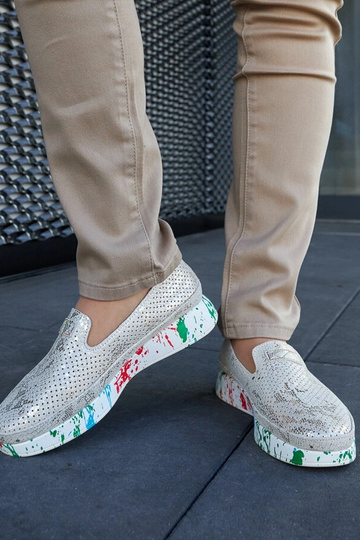 Sapatos bejes em anabela... 2