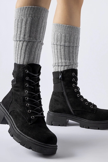 Botas isoladas pretas de camurça Cunha