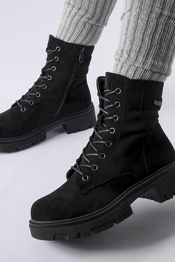 Botas isoladas pretas de camurça Cunha 2
