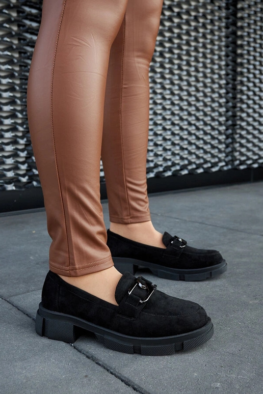 Mocassins robustos pretos com fivela...