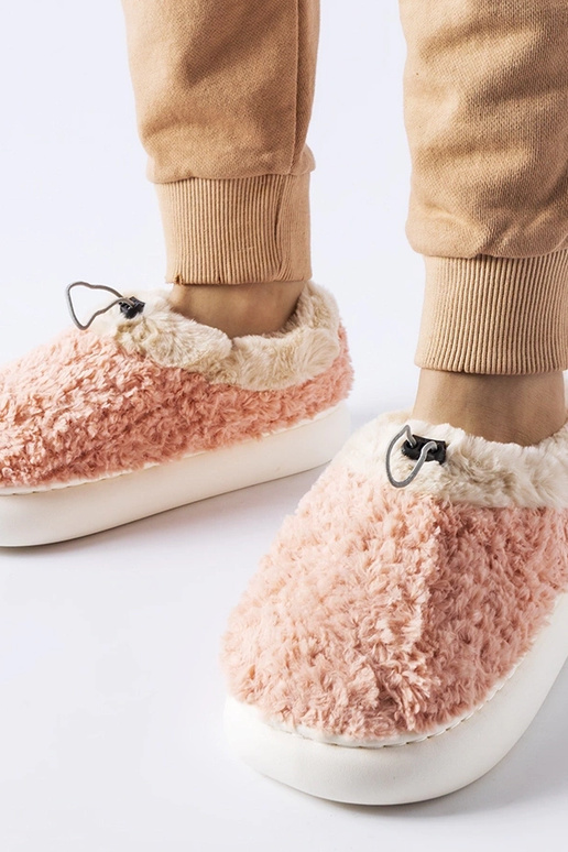 Pantufa rosa quente com salto fechado...