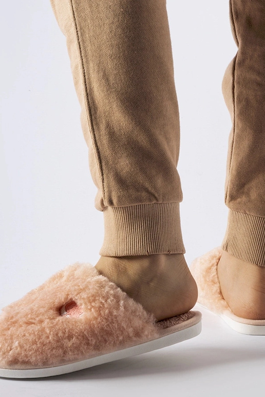 Pantufas quentes rosa com patch Alessio