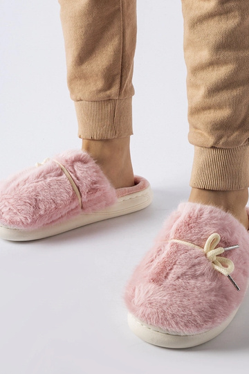 Pantufas rosa com cordão... 2