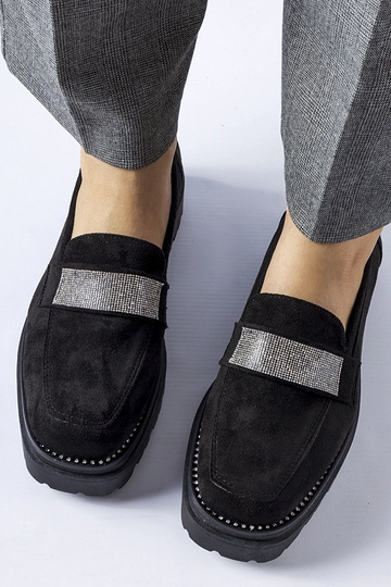 Sapatos pretos de camurça Nicholls com zircônias 2