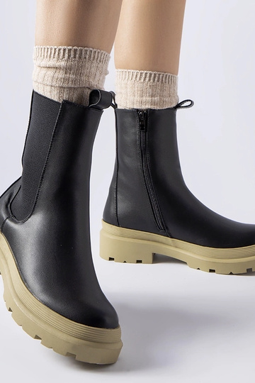 Botins pretos Georgette...