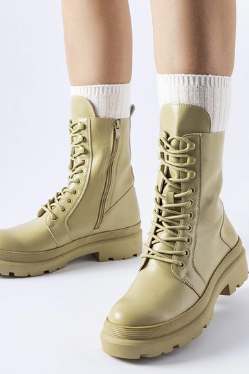 Botas rasas verdes com protetor Zacharie