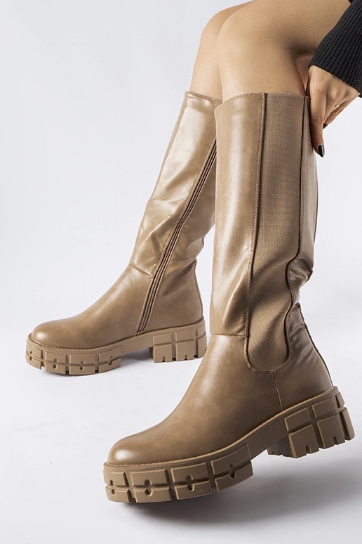 Botas rasas isolantes castanhas Ceredano