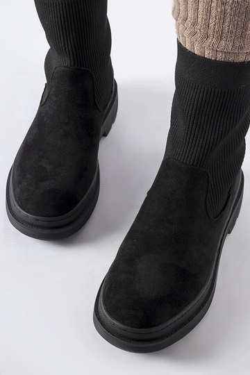 Botas de meia grossa pretas... 2