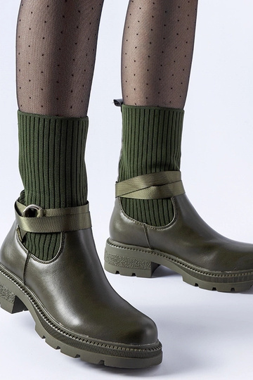 Botas forradas de cano alto...