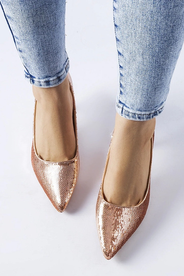 Sapatos de salto alto... 2